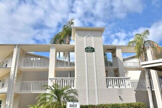 960 Virginia St Unit 205, Dunedin, FL 34698