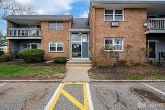 806 Eves Dr Unit 3E, Hillsborough, NJ 08844