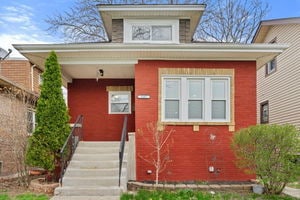 3507 N Osceola Ave, Chicago, IL 60634