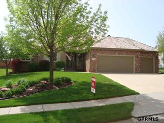 17203 Y St, Omaha, NE 68135