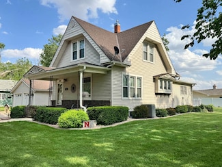 404 N St, Aurora, NE 68818