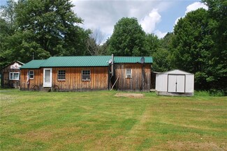 4098 Townline Rd, Delevan, NY 14042