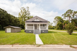 1125 Georgia St, Waycross, GA 31503
