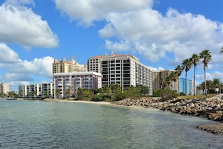 11 Sunset Dr Unit 304, Sarasota, FL 34236