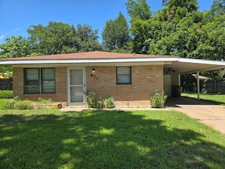 900 E 27th St, Bryan, TX 77803