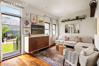 161 Jackson St Unit 1, Brooklyn, NY 11211
