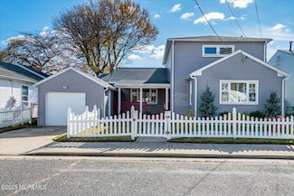 134 Maple Ave, Keansburg, NJ 07734