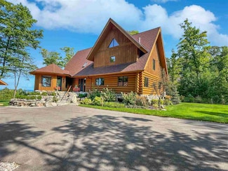 11149 Summerhill Way, Charlevoix, MI 49720