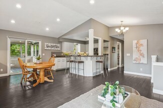 3048 Bunker Lake Blvd NW, Andover, MN 55304