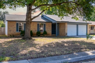 9354 Cliff Way St, San Antonio, TX 78250
