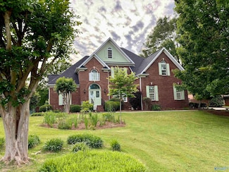 400 Meadow Wood Rd, Gadsden, AL 35901