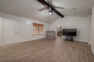 4401 Lariat Dr, Baytown, TX 77521