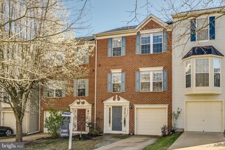 43023 Golf View Dr, Chantilly, VA 20152