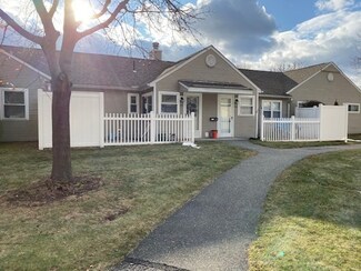 1151 James St, Chicopee, MA 01022