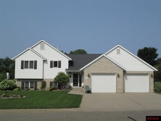 613 Linda Dr, Eagle Lake, MN 56024