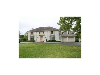 5820 Mission Dr, Mission Hills, KS 66208
