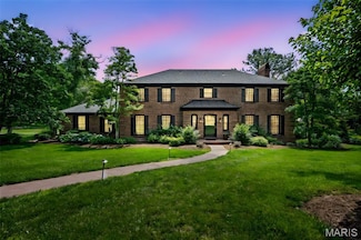 33 Dunleith Dr, Saint Louis, MO 63124