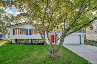 425 West Ln, Lewiston, NY 14092