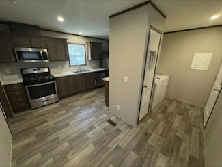 2429 E Birch Dr Unit 116, Kawkawlin, MI 48631