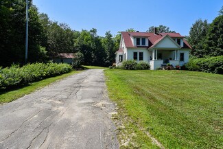 16 Pinetree Ln, West Paris, ME 04289