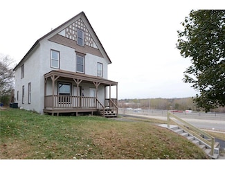 298 Jenks Ave, Saint Paul, MN 55130