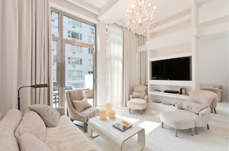 216 E 52nd St Unit 3E, New York, NY 10022