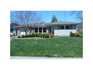 1162 E Jefferson St, Iowa City, IA 52245