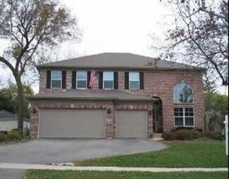 418 E Illinois St, Wheaton, IL 60187