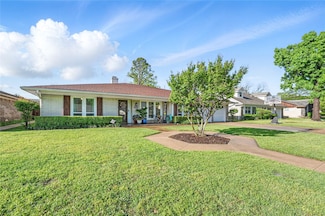 106 W Lilly Ln, Arlington, TX 76010