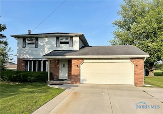 1105 S Lallendorf Rd, Oregon, OH 43616