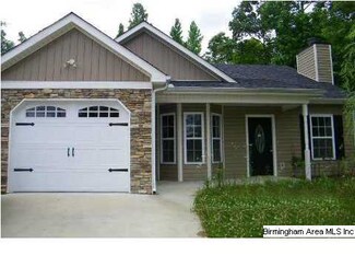 155 Choccolocco Dr, Anniston, AL 36207
