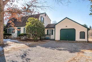 62 Windsor Rd, Sandwich, MA 02563