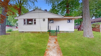 3601 Winchester Dr, Portsmouth, VA 23707