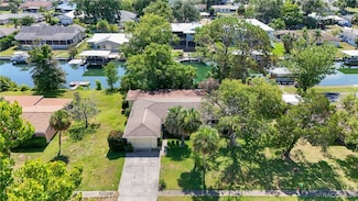 1209 SE Paradise Ave, Crystal River, FL 34429
