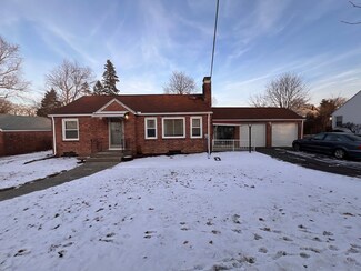 281 Roosevelt Ave, Springfield, MA 01118