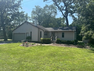 4104 Cornell Ave, Park City, IL 60085