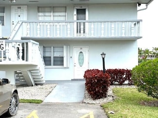 104 Kent G, West Palm Beach, FL 33417