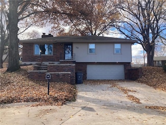 75 Myrna Cir, Saint Joseph, MO 64506