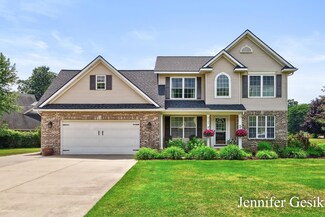 9107 Lady Lauren Dr NE Unit 22, Rockford, MI 49341