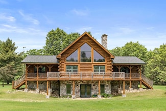 W4380 Blackhawk Ave, Redgranite, WI 54970