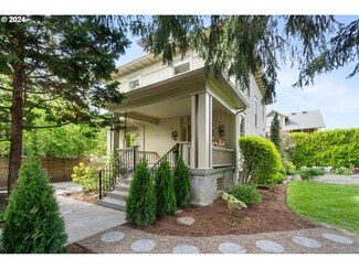 2207 NE Tillamook St, Portland, OR 97212