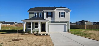 53 Putnam St, Fuquay Varina, NC 27526