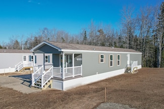 3 Goose Neck Rd, Hancock, ME 04640