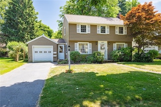 165 Harvington Dr, Rochester, NY 14617