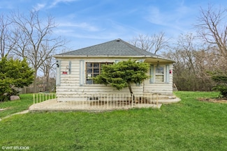 216 E 55th St, Westmont, IL 60559