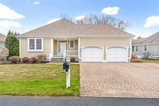 19 Newbury Dr, Westerly, RI 02891