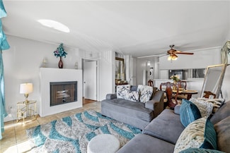 1360 Redondo Ave Unit 103, Long Beach, CA 90804