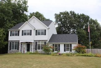 17 Bayberry Dr, Ballston Spa, NY 12020