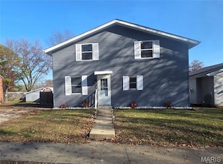 14 N High St, Smithton, IL 62285