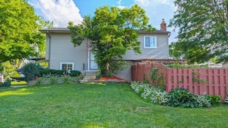 580 Mesa Verde Ct Unit 1, Carol Stream, IL 60188